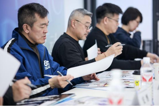 2025年浙江（杭州）国际时尚体育周运动服装设计大赛初评评审会在京举行(图3)