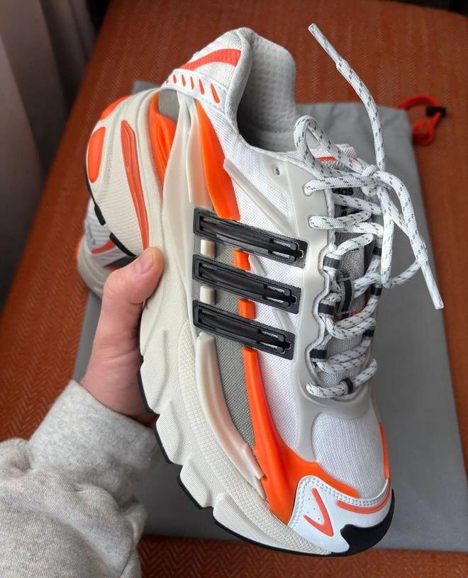 时装周成了 adidas「炫技」的舞台(图2)