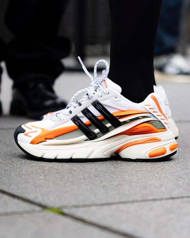 时装周成了 adidas「炫技」的舞台(图21)