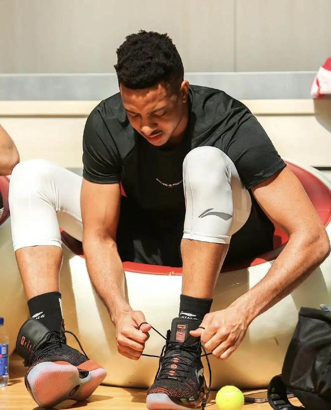 国产神鞋!又便宜能打啊!(图2)