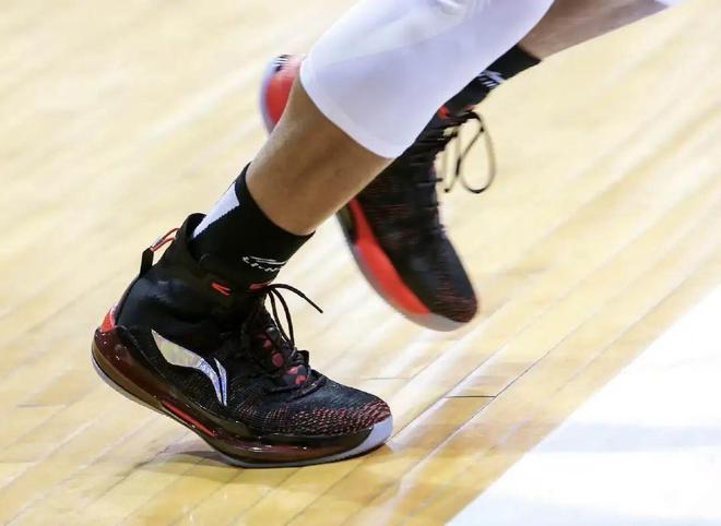 国产神鞋!又便宜能打啊!(图3)