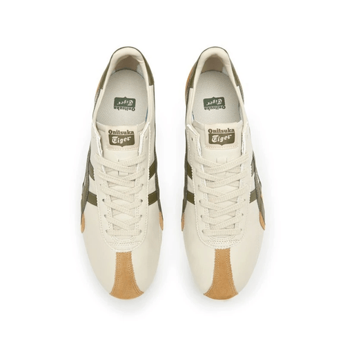 特步160X30PRO跑鞋:马拉松冠军同款舒适与速度的完美结合!(图2)